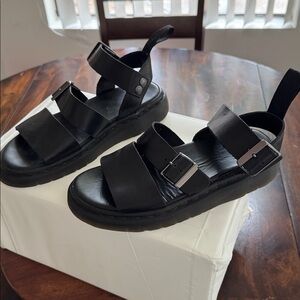 Dr. Marten sandals
UK 5 EU 38
New without tags